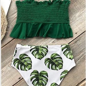 CUPSHE Floral Green Two Piece Set